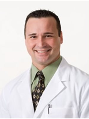 Dr. Kevin Davis Chiropractor, Sports Nutritionist and Bodybuilding